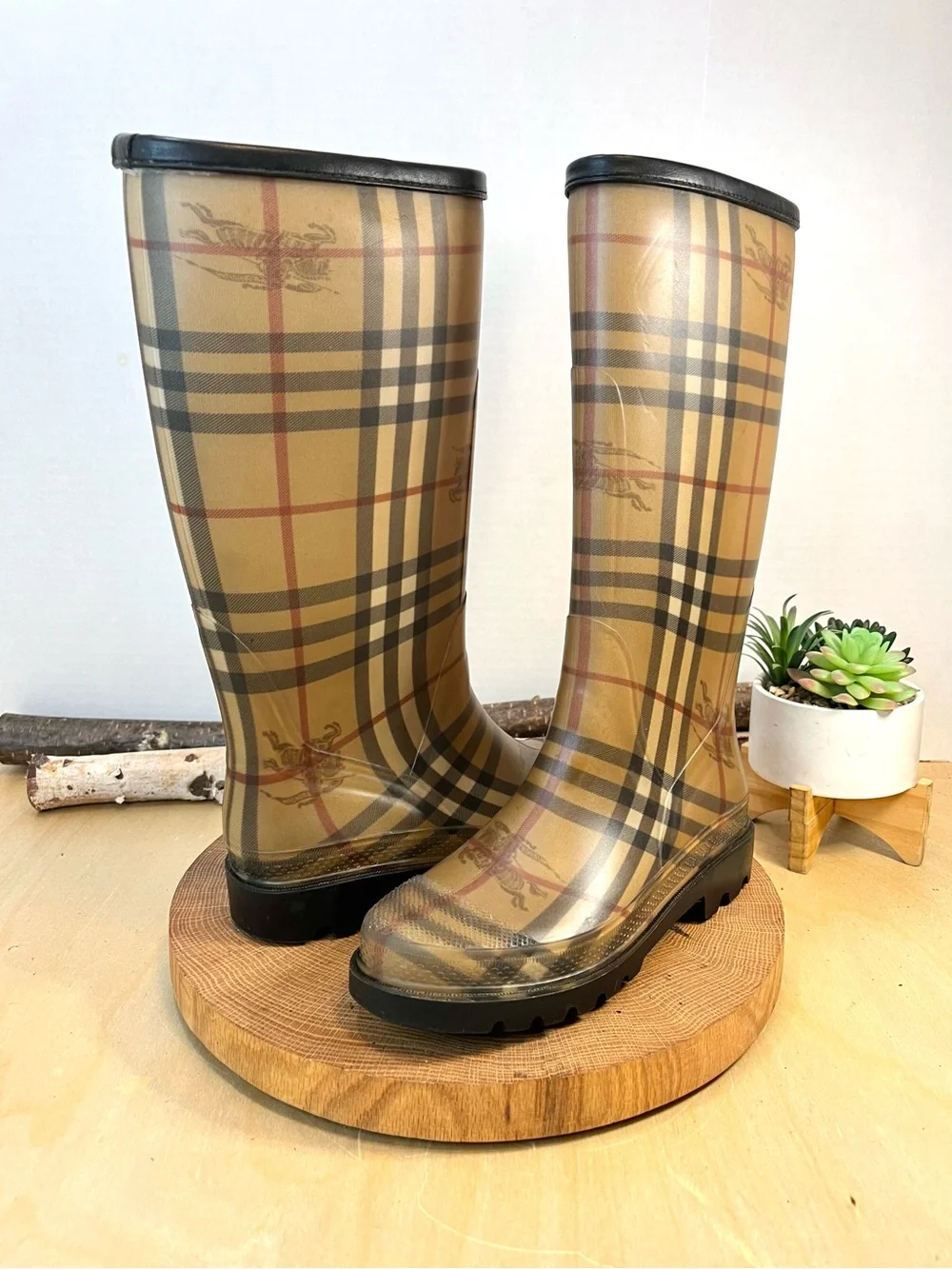Burberry Check Rain Boots Size 37 / US 7 Waterproof